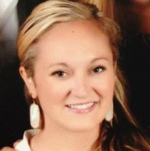 Meet your Posher, Courtney